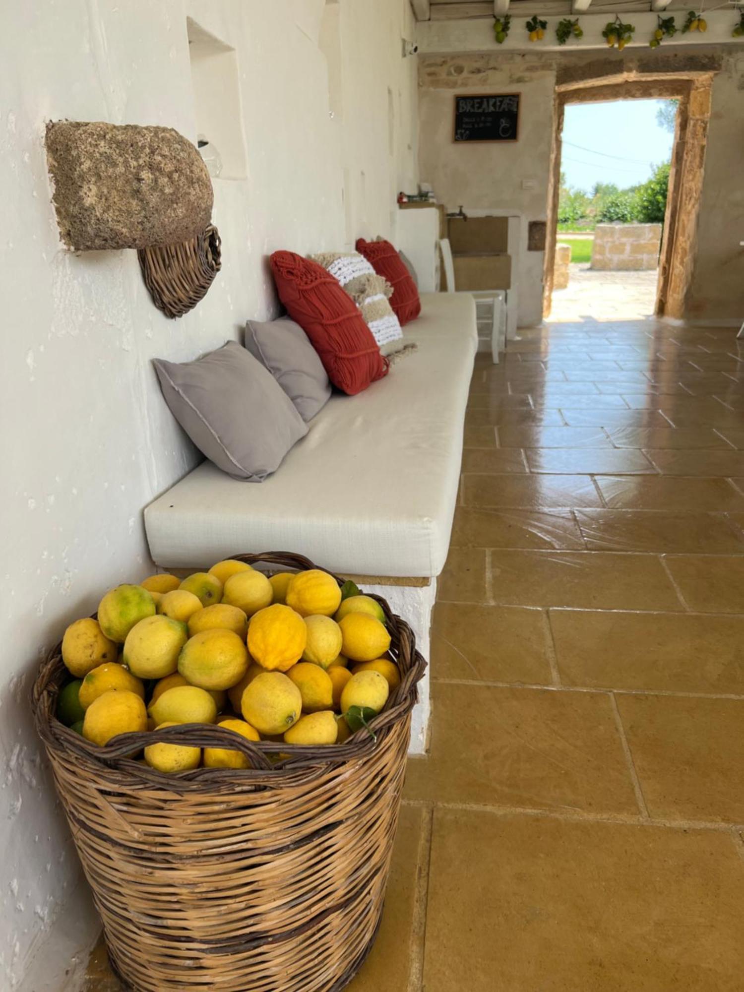 Masseria Li Capperi Bed & Breakfast Alezio Exterior photo