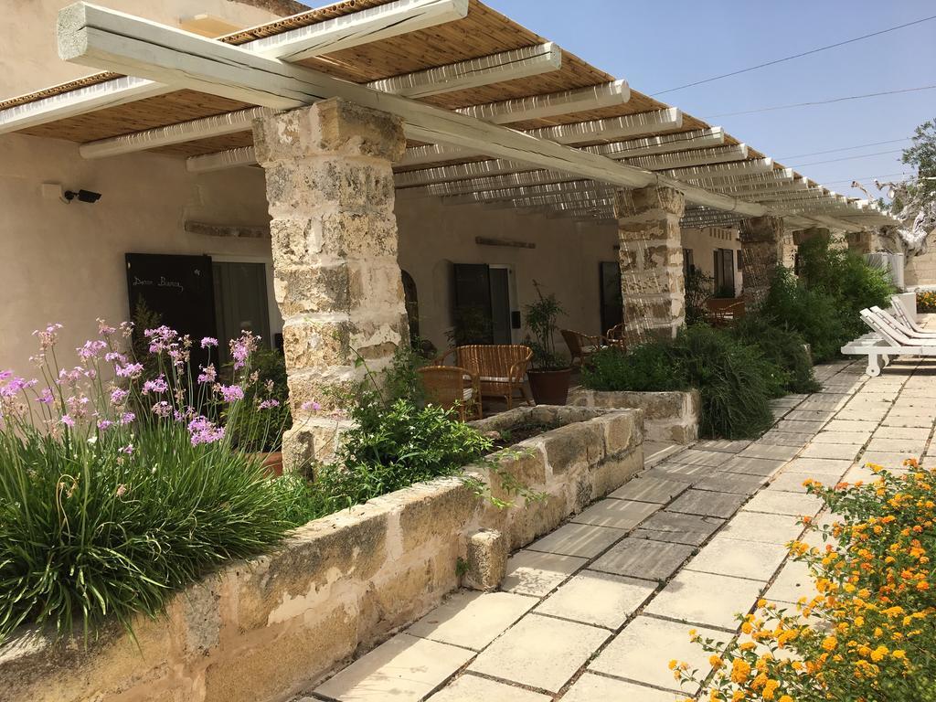 Masseria Li Capperi Bed & Breakfast Alezio Exterior photo