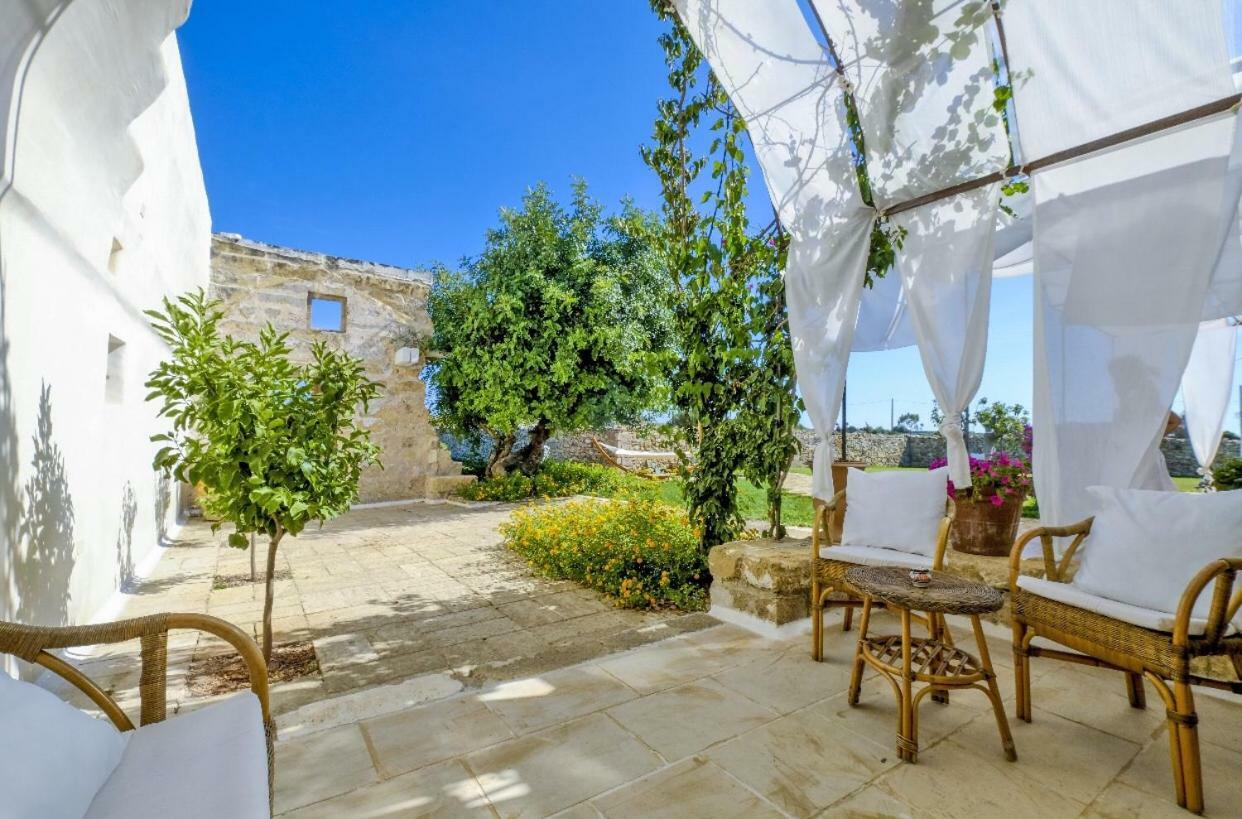 Masseria Li Capperi Bed & Breakfast Alezio Exterior photo